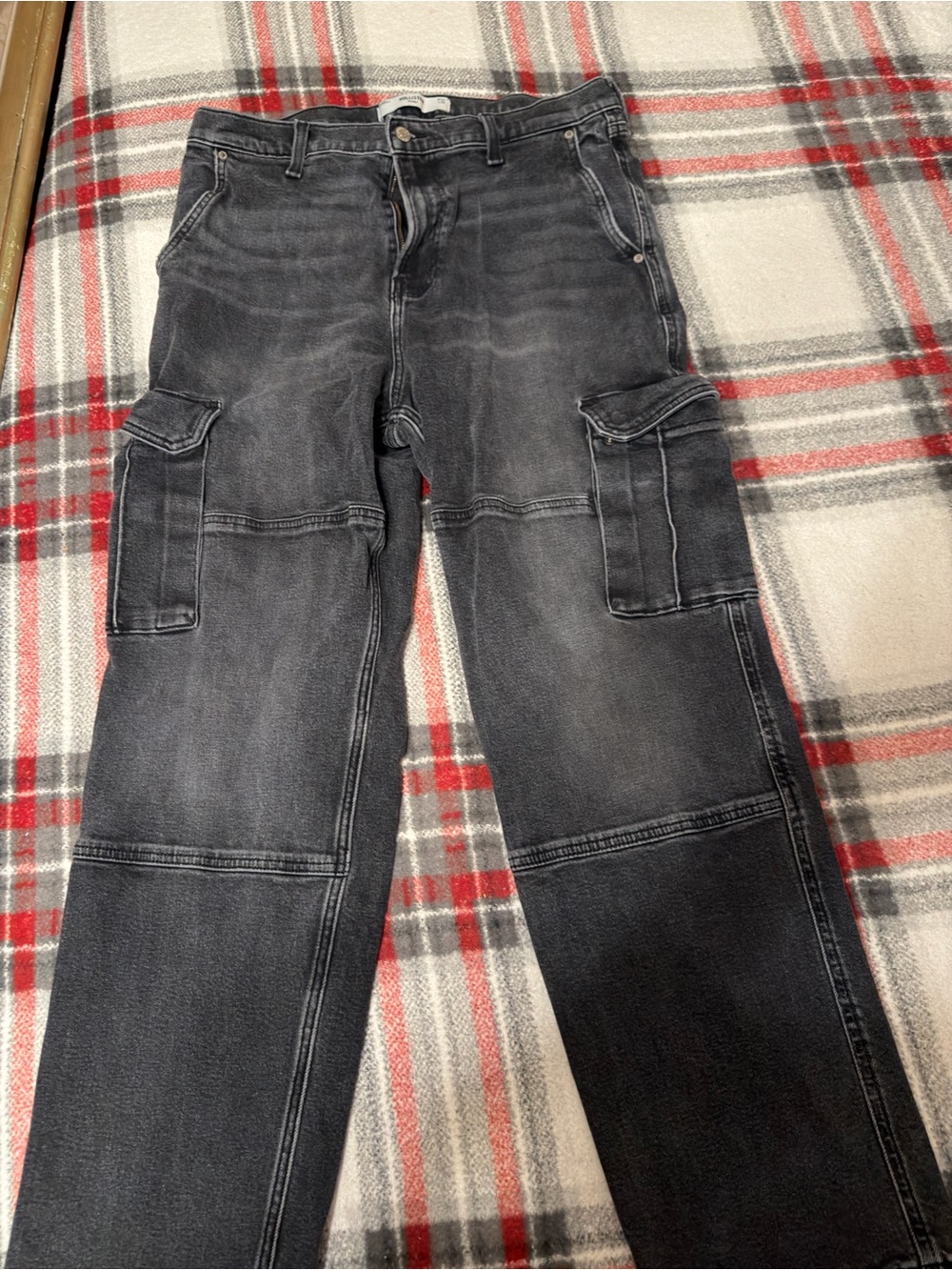 Hollister Men's Charcoal Gray Cargo Jeans